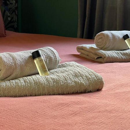 Evasion Exotique - Suite Selva - Jaccuzzi Privatif أميا المظهر الخارجي الصورة